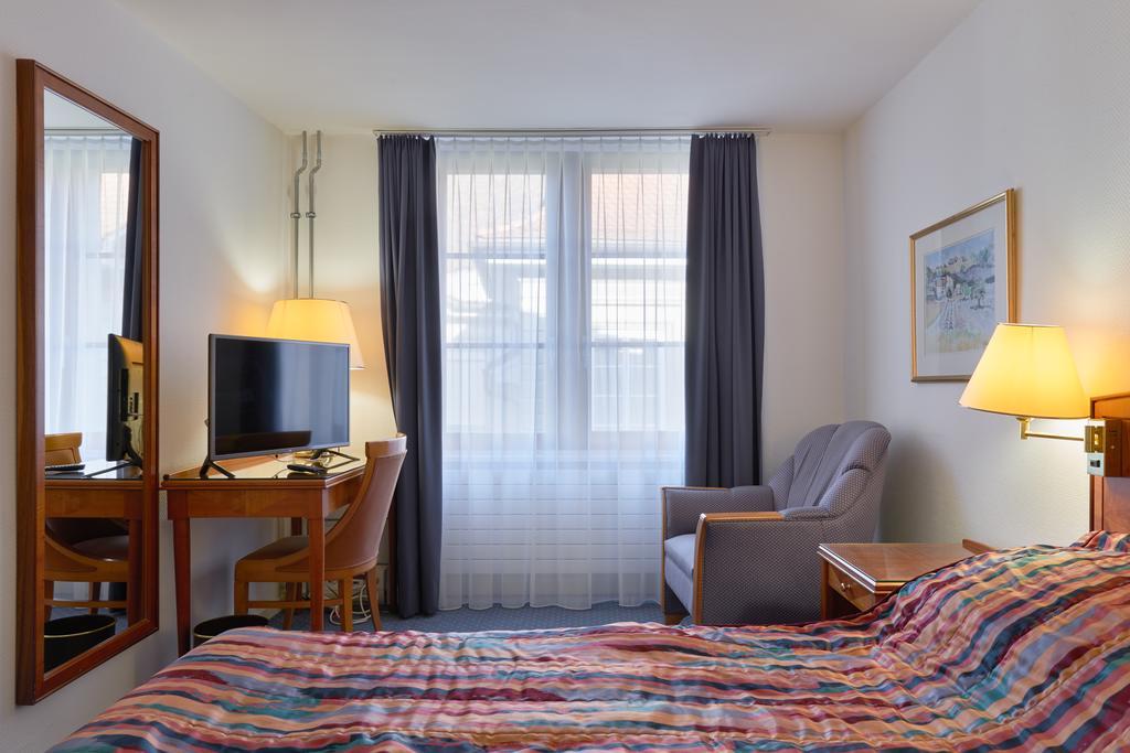 Hotel Hine Adon Fribourg Exterior foto