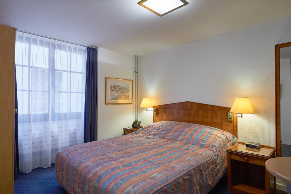 Hotel Hine Adon Fribourg Exterior foto